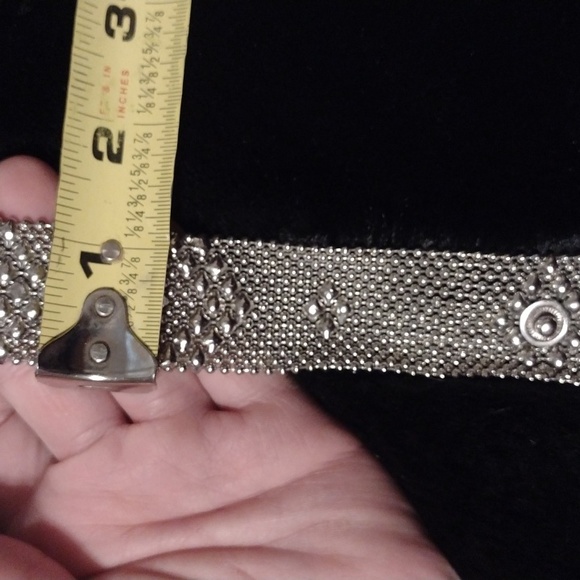 Beautiful Liquid metal choker - Picture 4 of 5